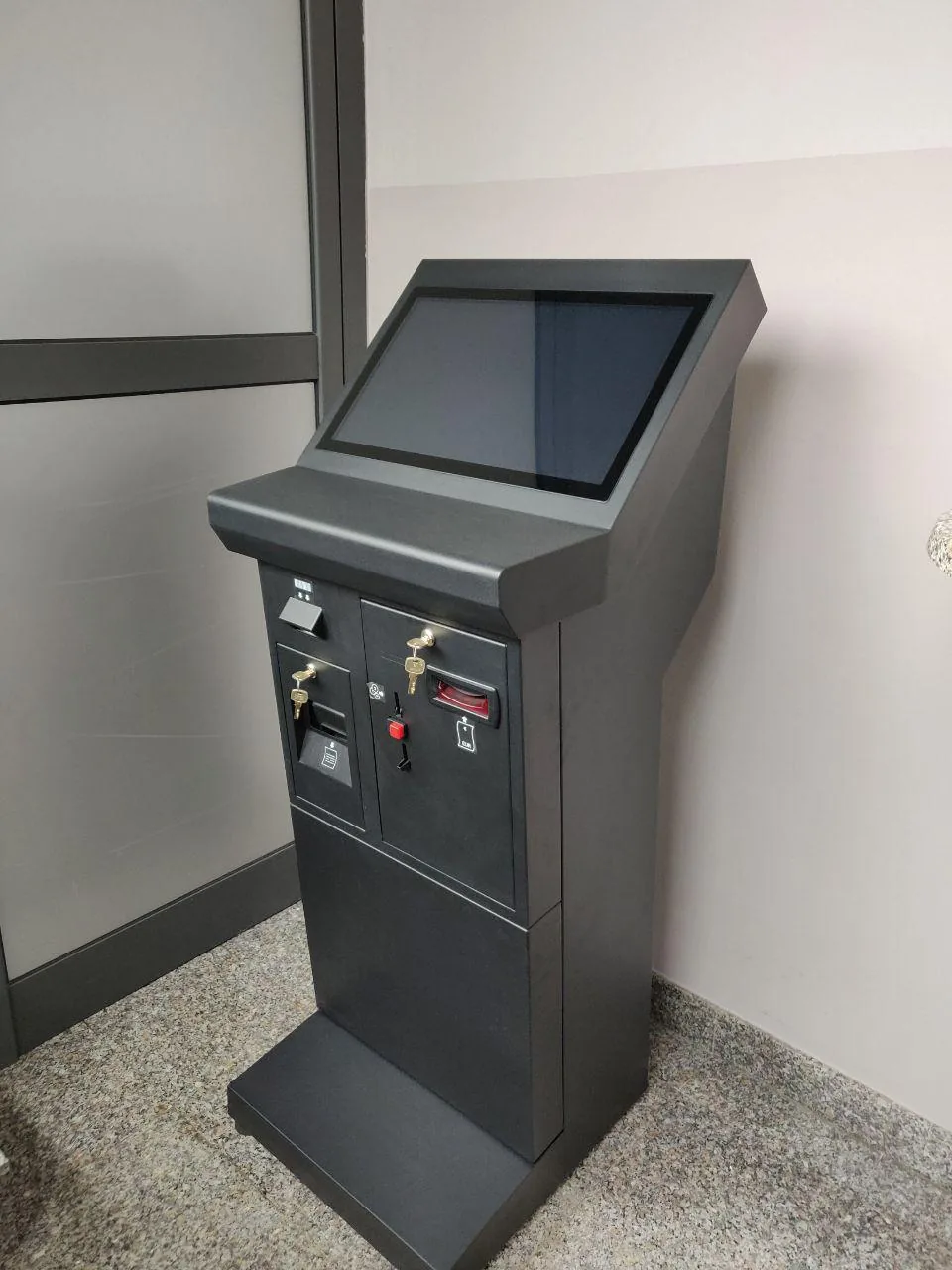 Self-service betting terminal, Netbox Basic