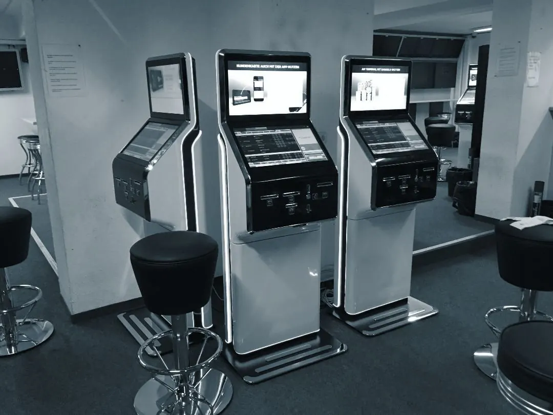 Casino floor set