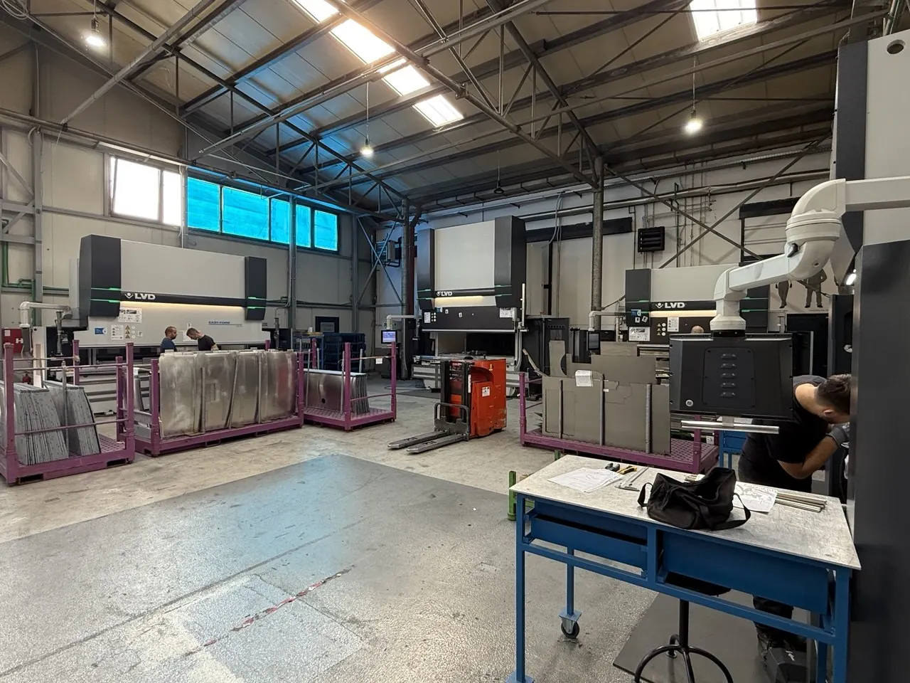 LVD press brake hall